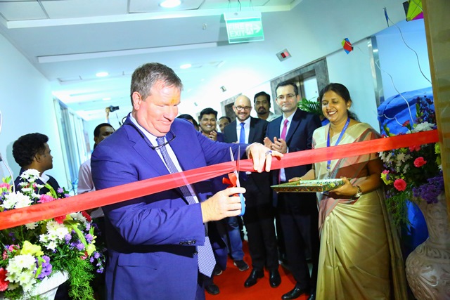 Brad Feldmann, Cubic CEO, cuts ribbon at new CTS India Operations Center