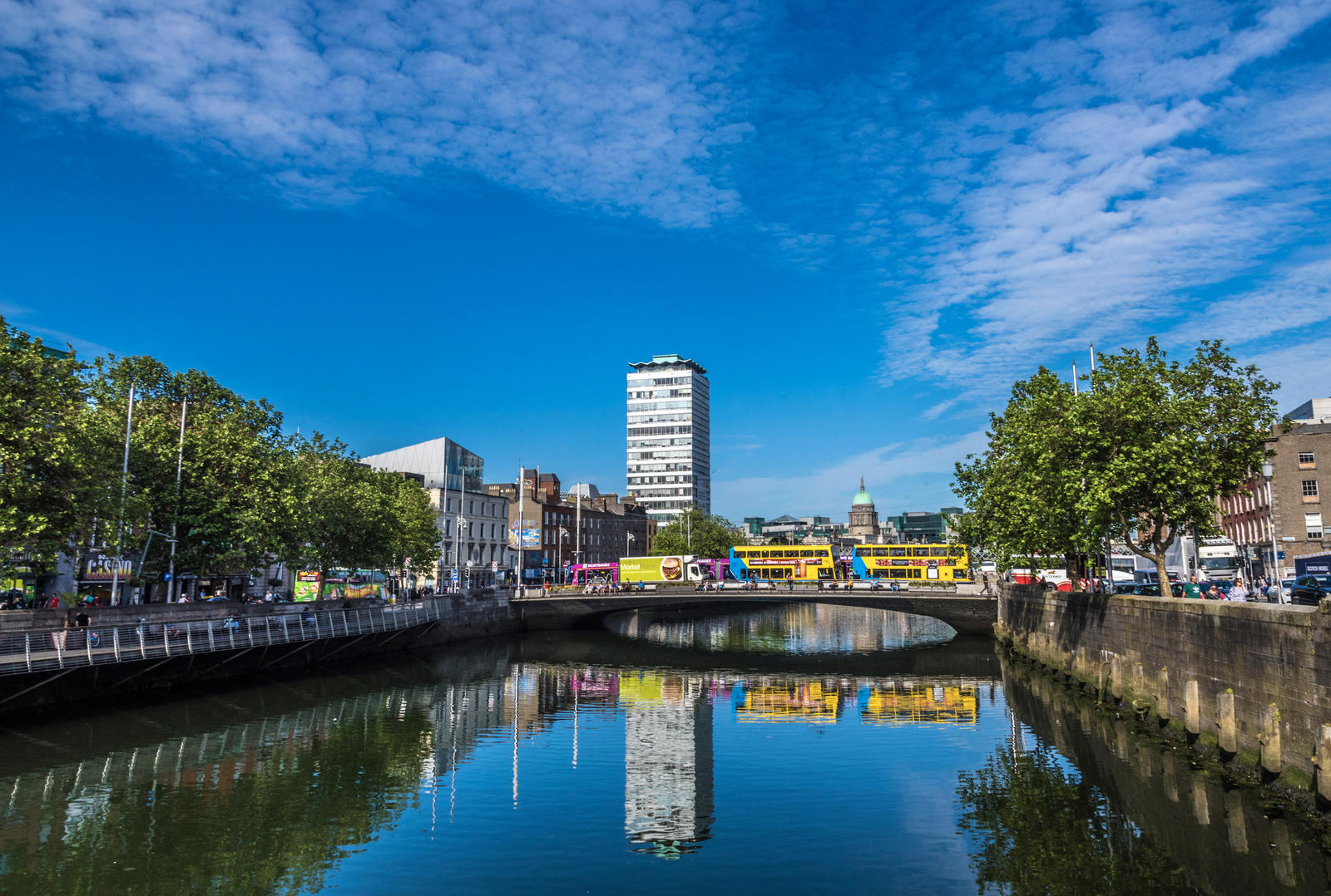 Dublin Ireland busses