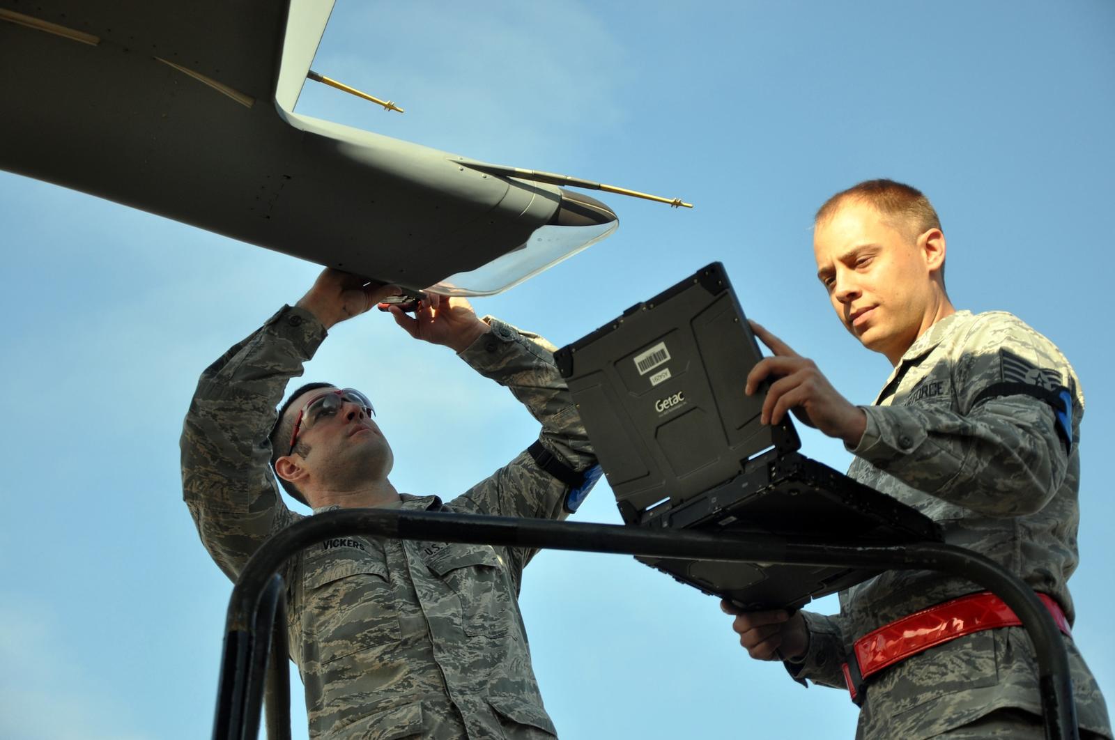 Air Force Mechanics